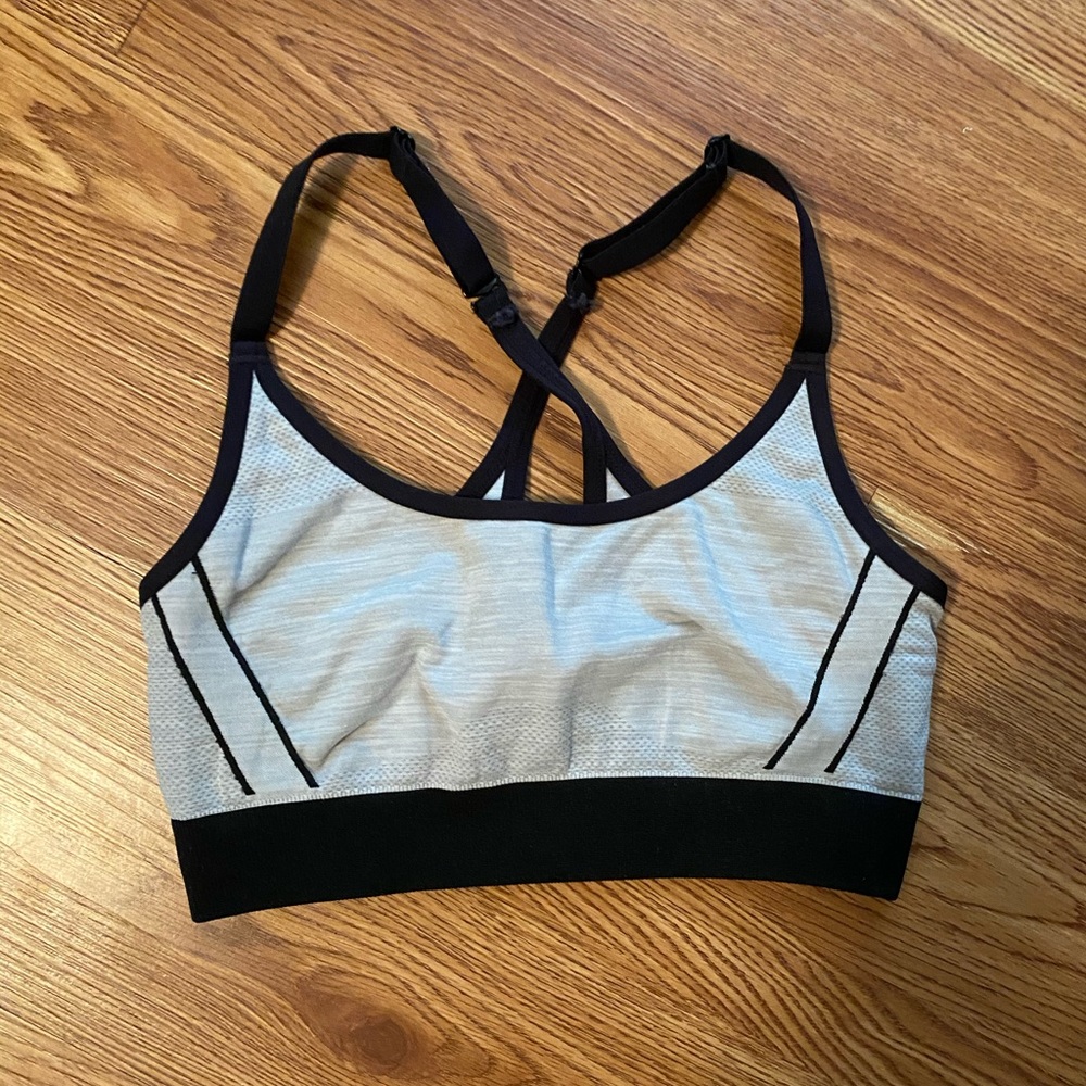 Under Armour Compression Sports Bra